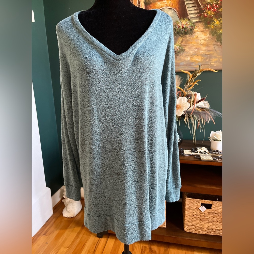 Zenana Outfitters Teal V-Neck Sweater